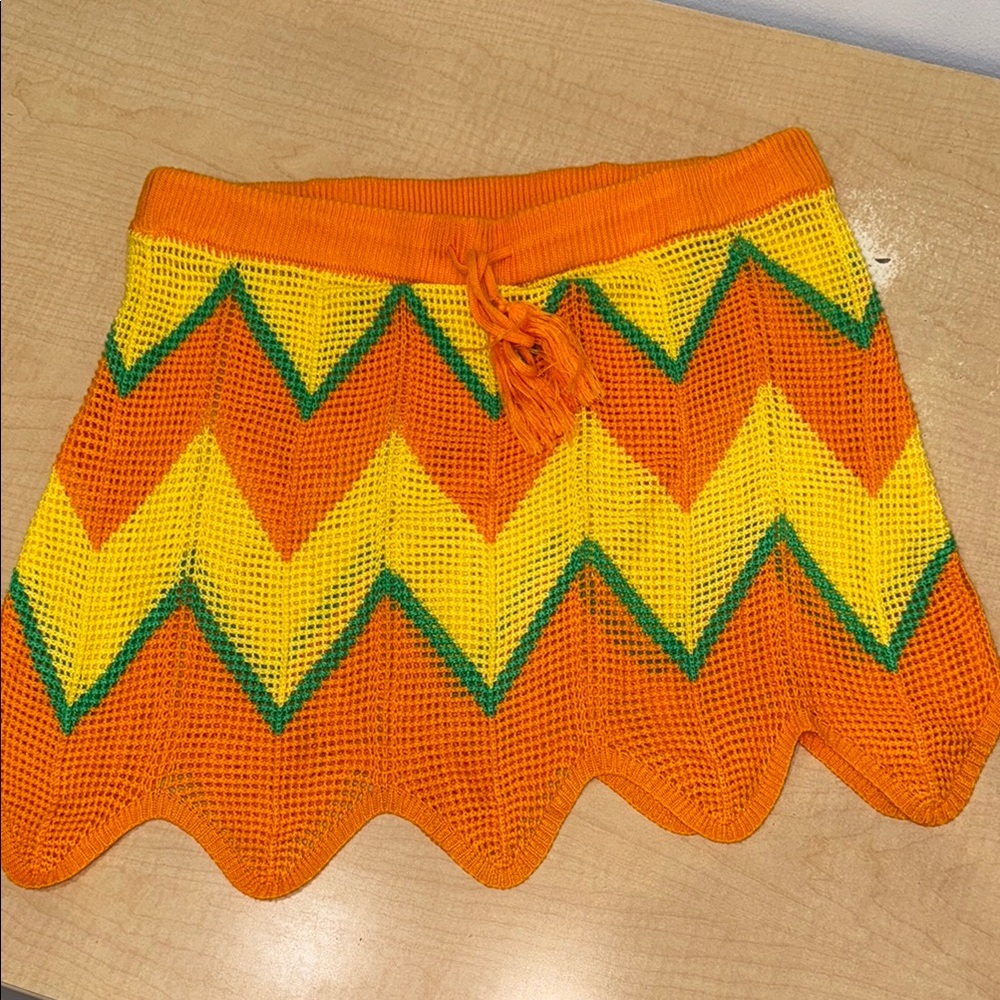 Almost Famous Vibrant Chevron Mini Skirt